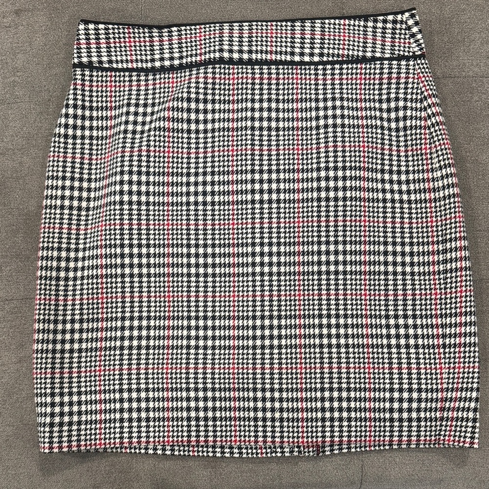 Banana Republic Plaid Pencil Skirt Size 8 Houndstooth Red Black White